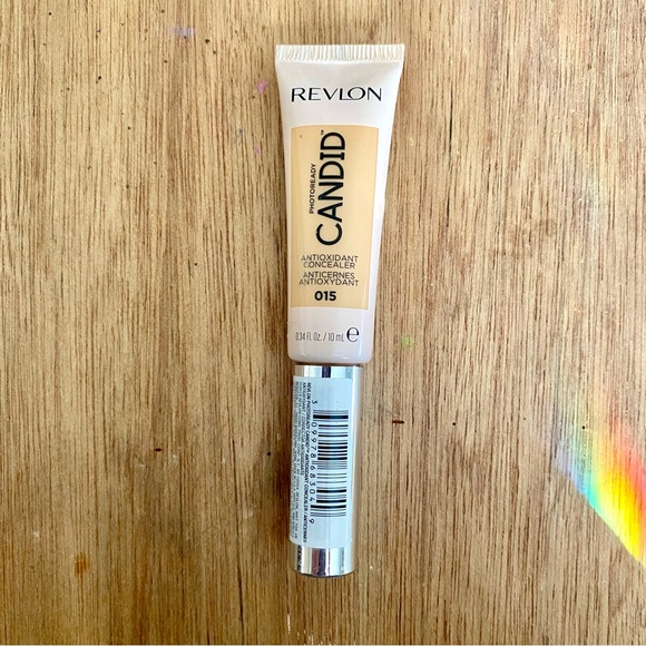 ❗️3/$10 REVLON CONCEALER PHOTOREADY CANDID ANTIOXIDANT COLOR 015 LIGHT PALE NEW - Picture 2 of 2